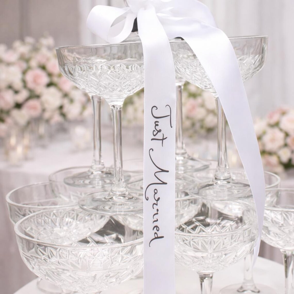 5pcs Just Married Satin Ribbon - đánh giá và giá Champagne Tower Set
